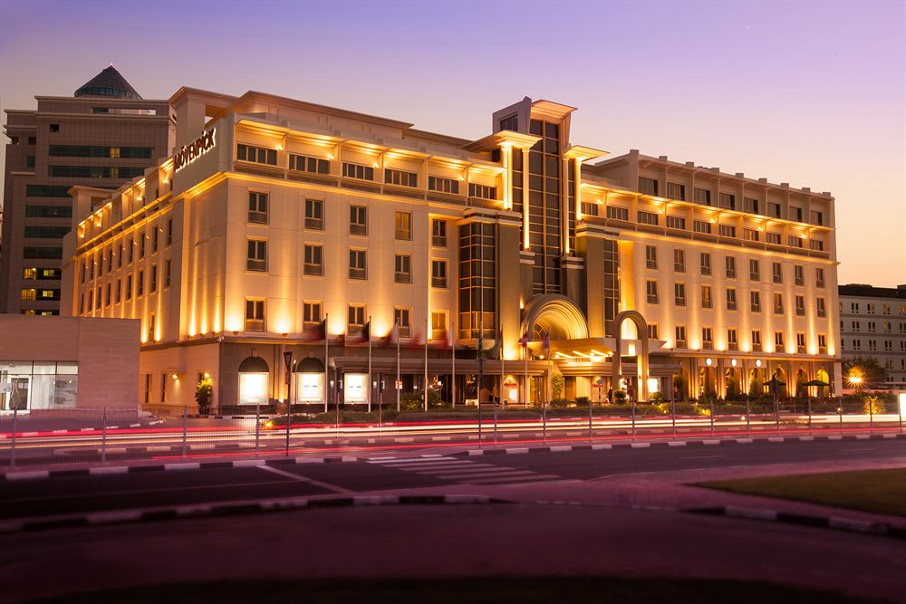 فندق موفنبيك دبي شارع الشيخ زايد